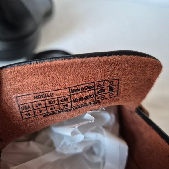 Vionic Mizelle Black Leather Loafer Comfort Arch Support Gold-Tone Chunky Chain - Picture 12 of 12